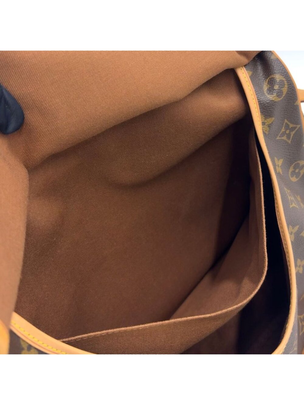 Louis Vuitton Saumur 35 Monogram Leather Brown Shoulder Bag Gold - Picture 12 of 15